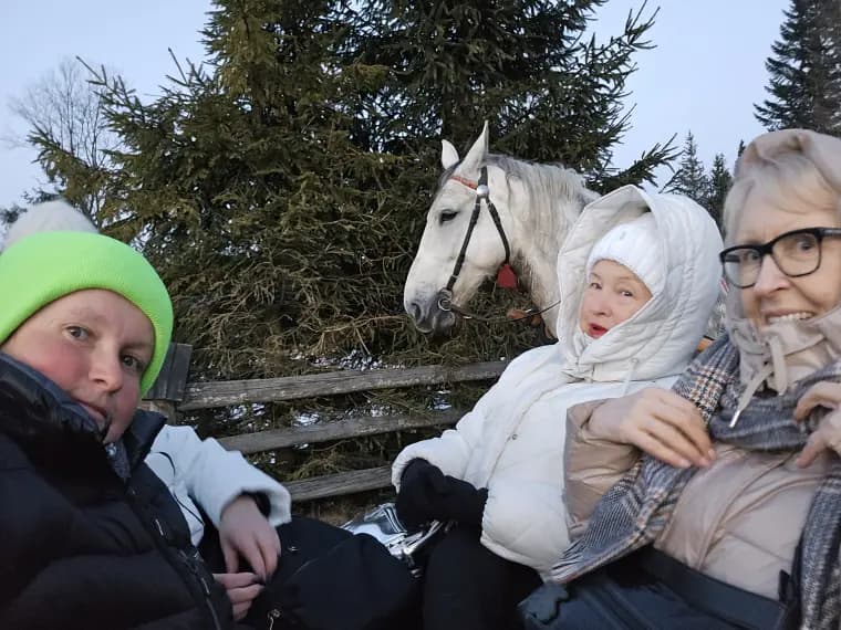 Goście na wyjeździe z Wycieczkami u Dorotki